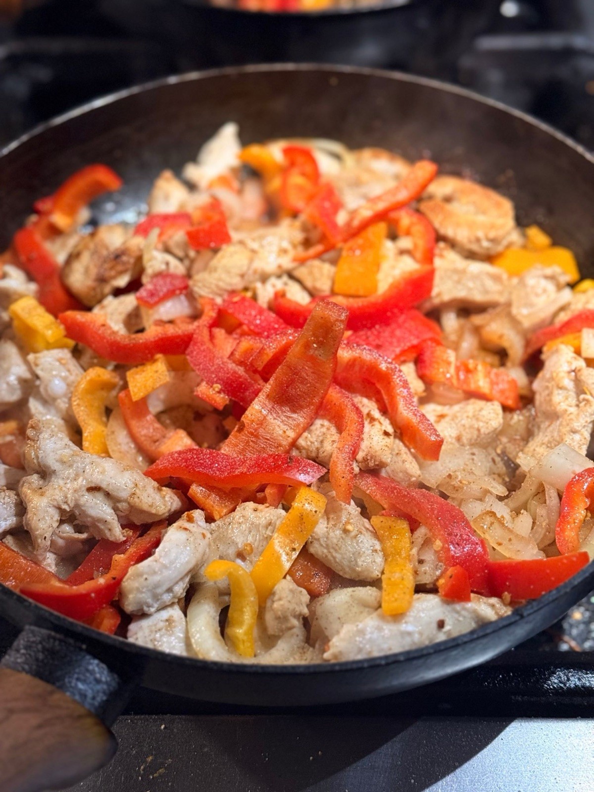 Hähnchen-Paprika-Pfanne